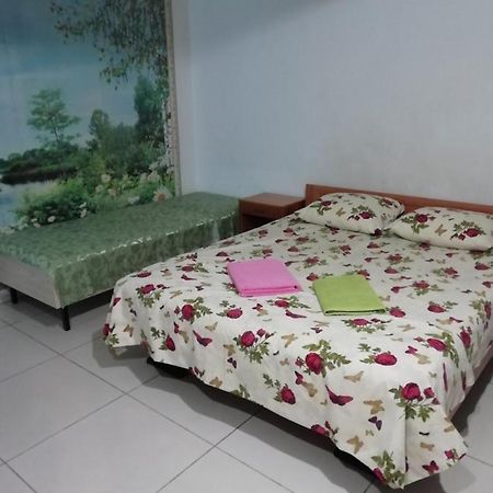 Квартира Посуточно Каменское Appartement Buitenkant foto