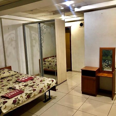 Квартира Посуточно Каменское Appartement Buitenkant foto