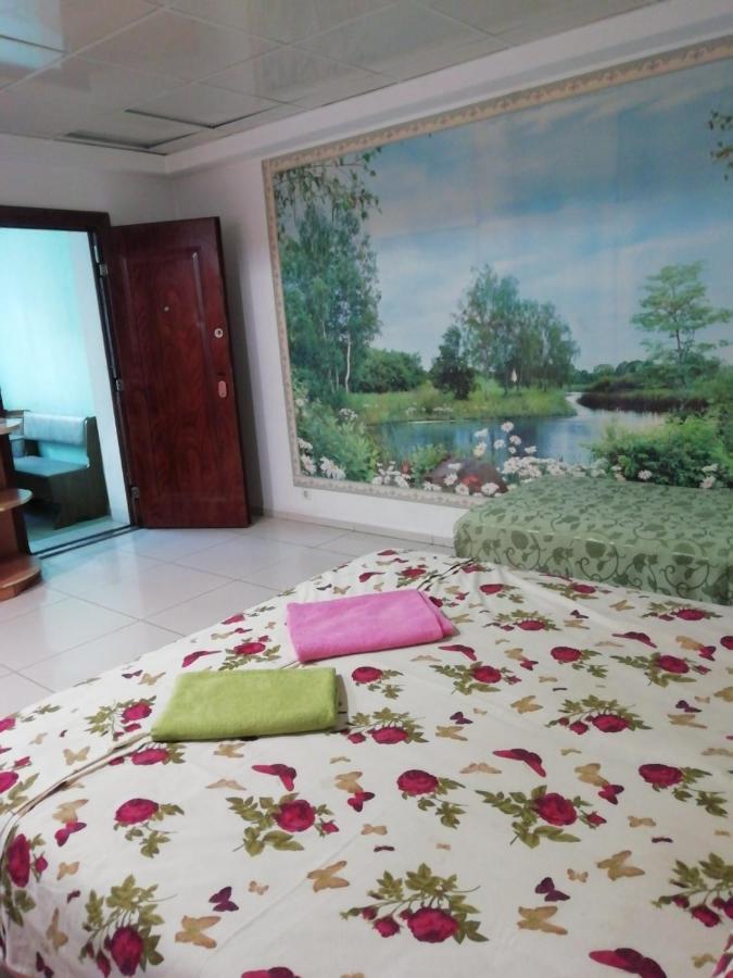 Квартира Посуточно Каменское Appartement Buitenkant foto