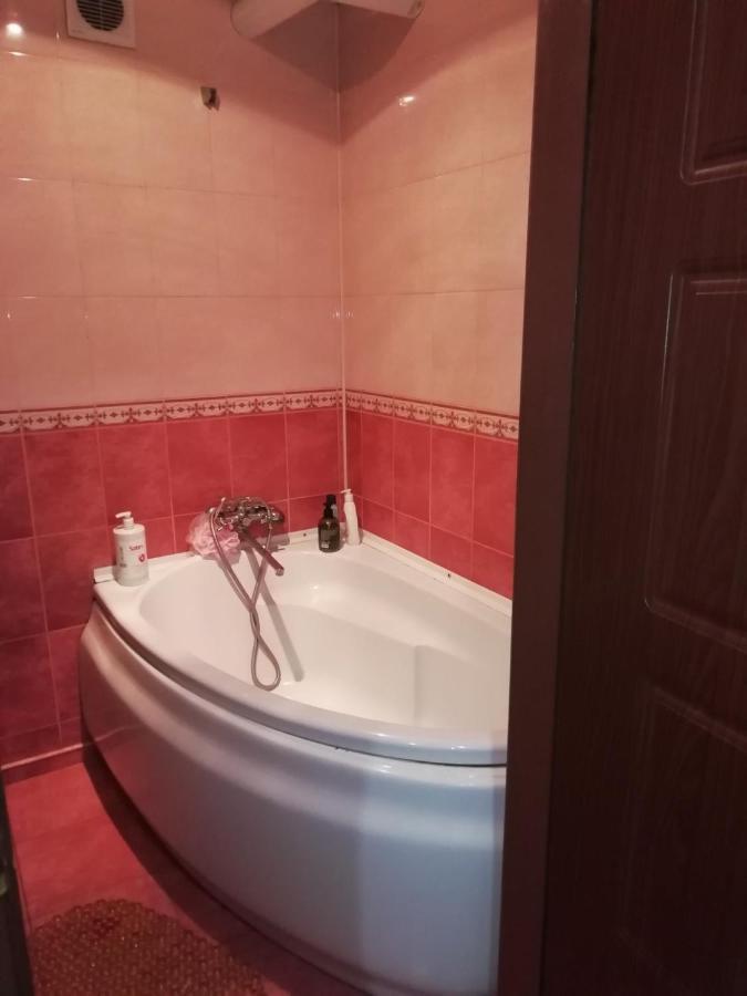 Квартира Посуточно Каменское Appartement Buitenkant foto